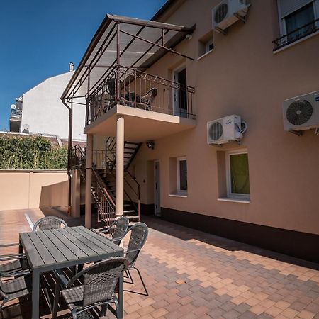 Mokka Apartman セゲド エクステリア 写真