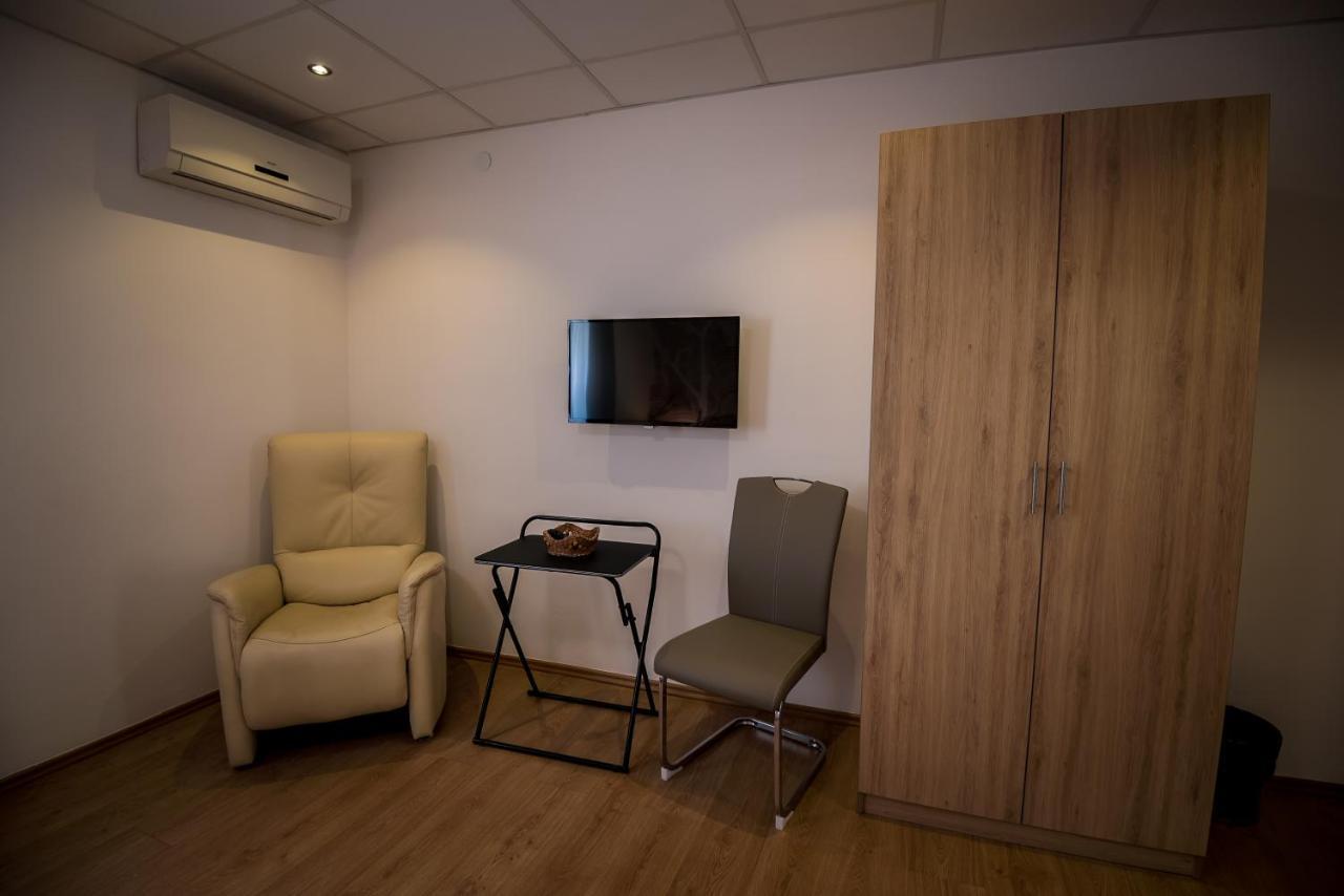 Mokka Apartman セゲド エクステリア 写真