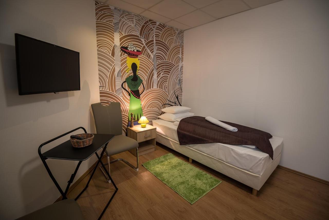 Mokka Apartman セゲド エクステリア 写真