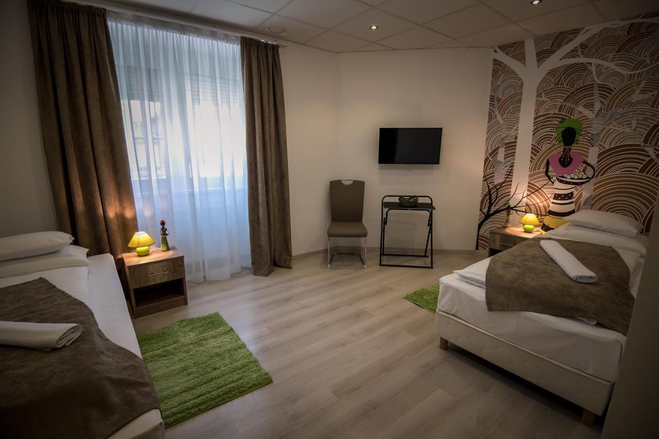 Mokka Apartman セゲド エクステリア 写真