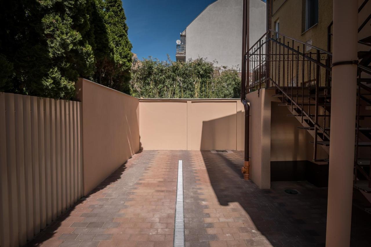 Mokka Apartman セゲド エクステリア 写真