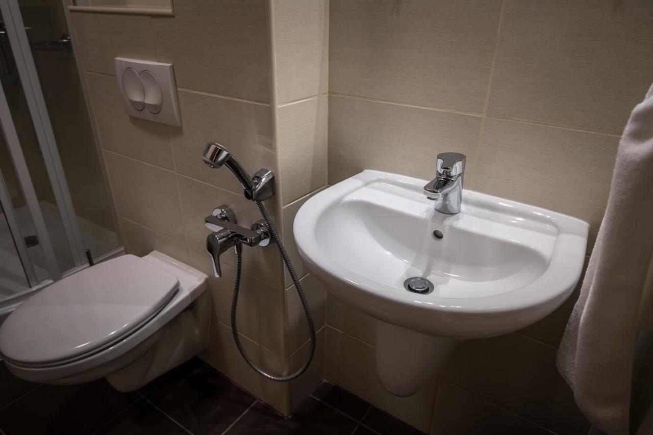 Mokka Apartman セゲド エクステリア 写真