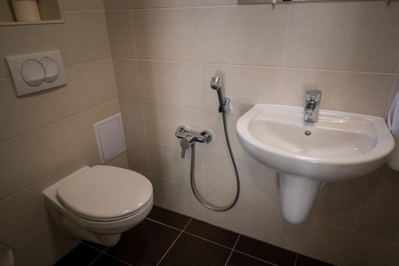 Mokka Apartman セゲド エクステリア 写真