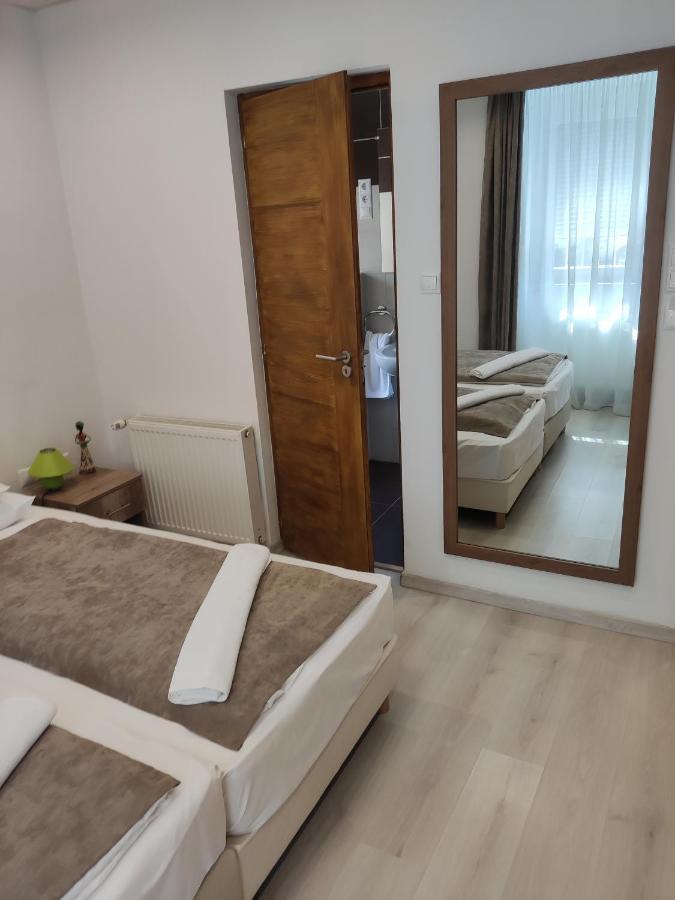 Mokka Apartman セゲド エクステリア 写真