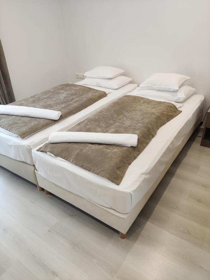 Mokka Apartman セゲド エクステリア 写真