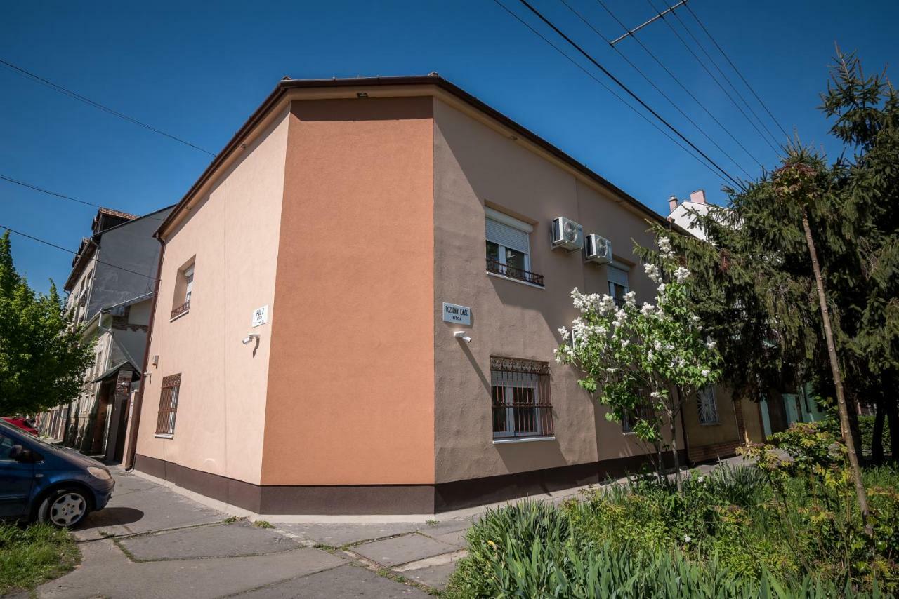 Mokka Apartman セゲド エクステリア 写真