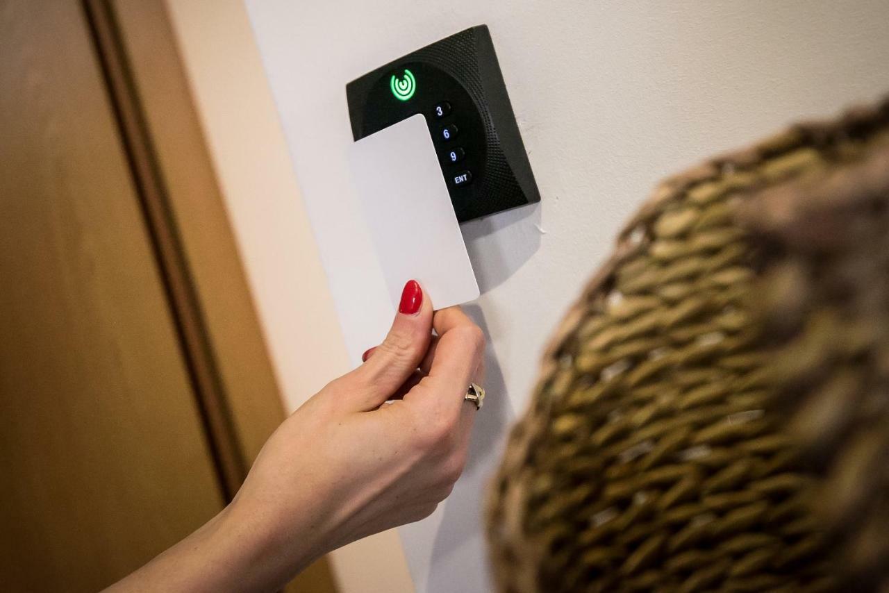 Mokka Apartman セゲド エクステリア 写真